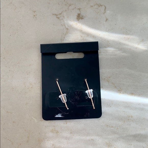 Rose gold, curve bar ear climber earrings - Picture 6 of 7